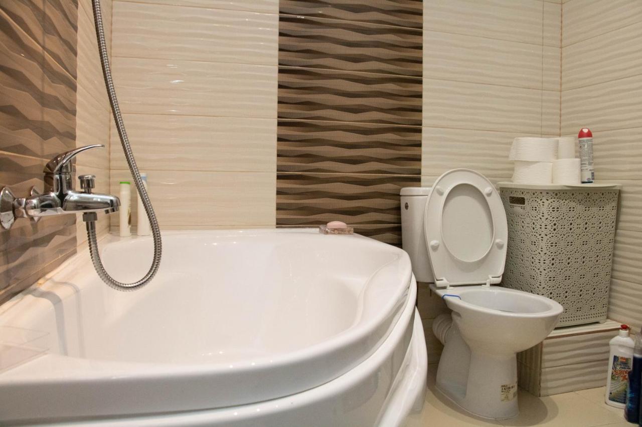 Apartament Capitala Militari Rosu Экстерьер фото